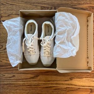 Soludos off- white casual sneakers, size 8